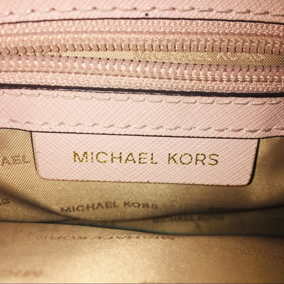 Michael Kors Cindy SOLD - Picture 5 of 8